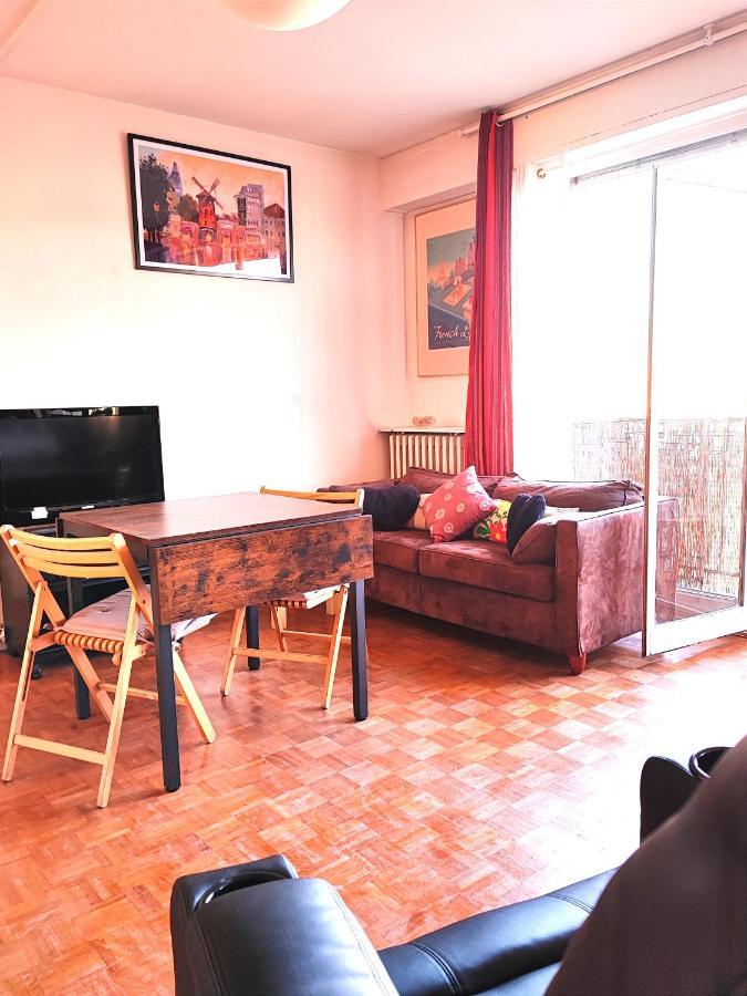Studio Cosy Et Spacieux Avec Emplacement Ideal Parigi Esterno foto
